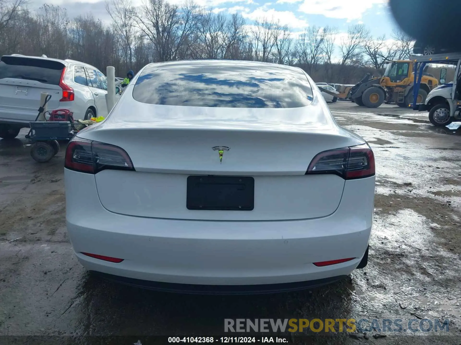 16 fotografías del automóvil dañado 5YJ3E1EA1KF299833 TESLA MODEL 3 2019