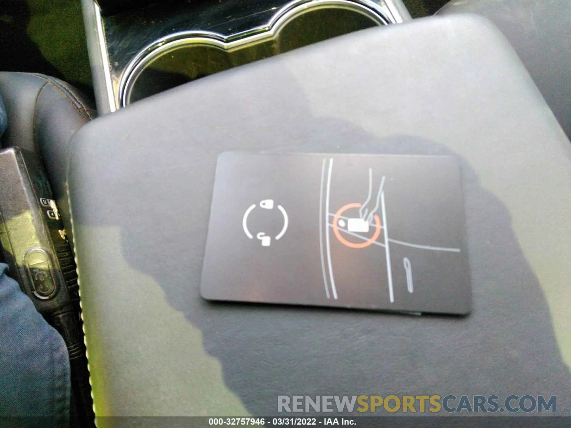 11 fotografías del automóvil dañado 5YJ3E1EA1KF309860 TESLA MODEL 3 2019
