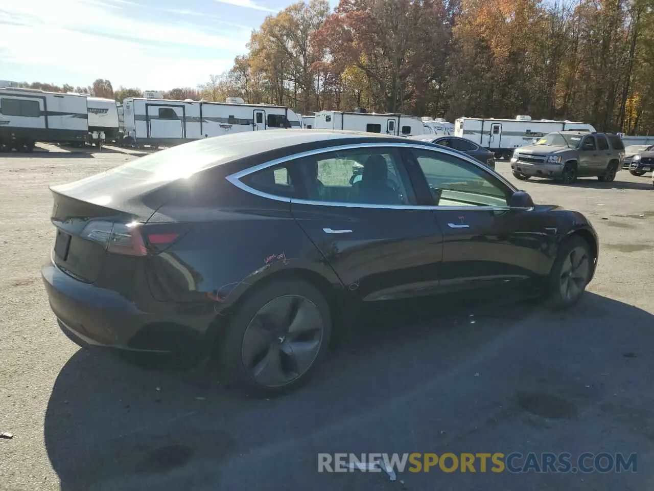 3 fotografías del automóvil dañado 5YJ3E1EA1KF397812 TESLA MODEL 3 2019