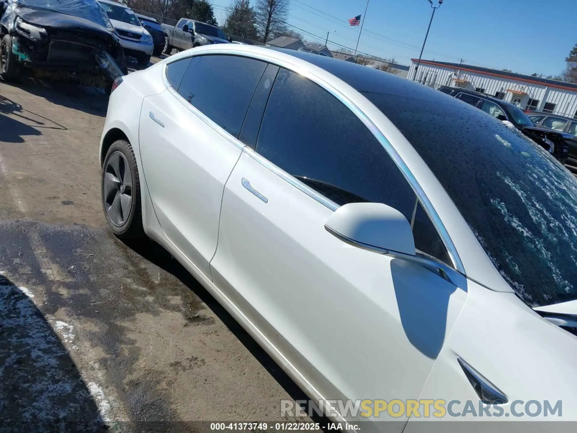 13 fotografías del automóvil dañado 5YJ3E1EA1KF430775 TESLA MODEL 3 2019