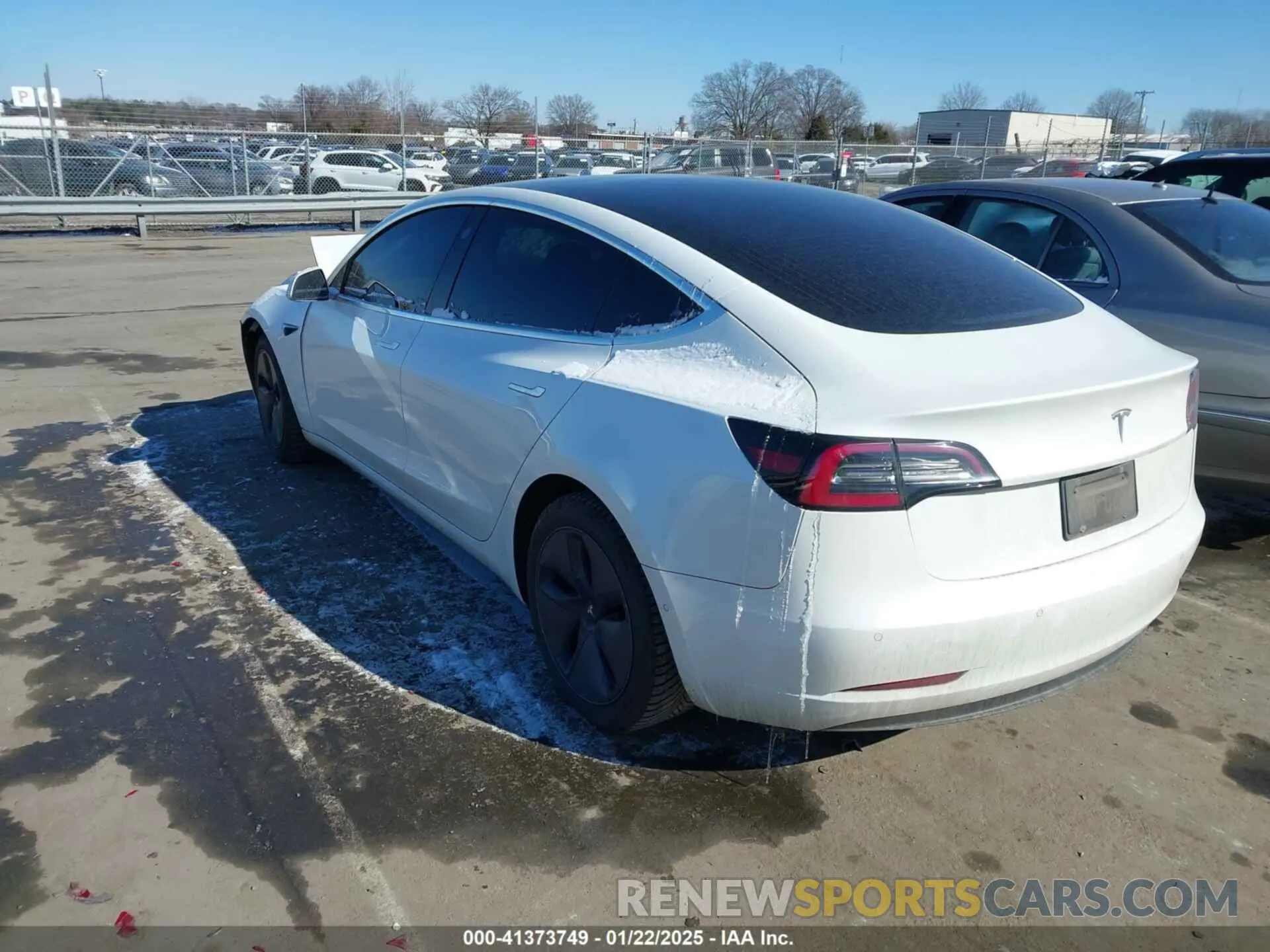 3 fotografías del automóvil dañado 5YJ3E1EA1KF430775 TESLA MODEL 3 2019