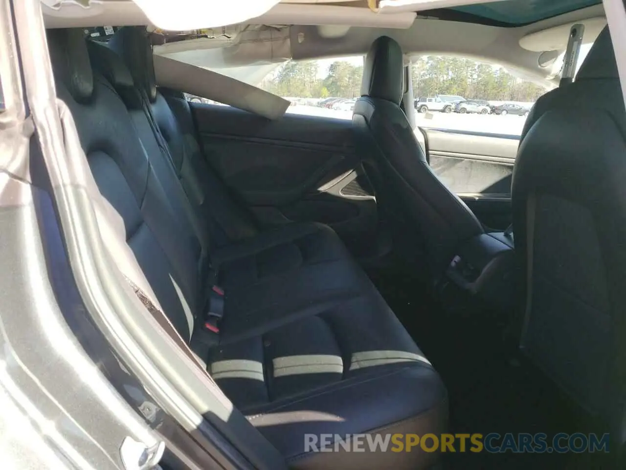 10 fotografías del automóvil dañado 5YJ3E1EA1KF435295 TESLA MODEL 3 2019