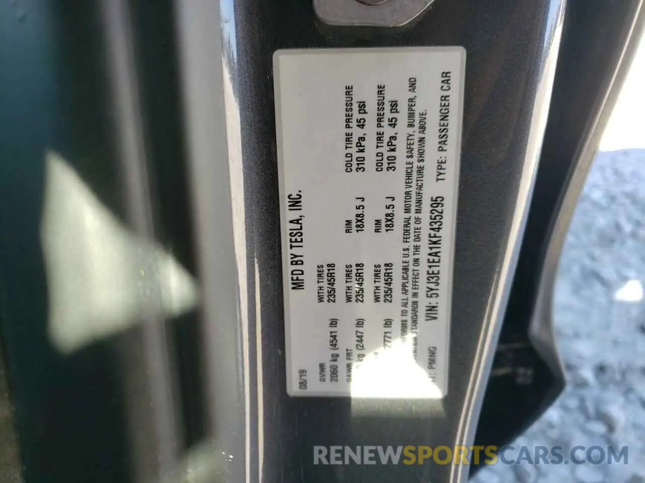 12 fotografías del automóvil dañado 5YJ3E1EA1KF435295 TESLA MODEL 3 2019
