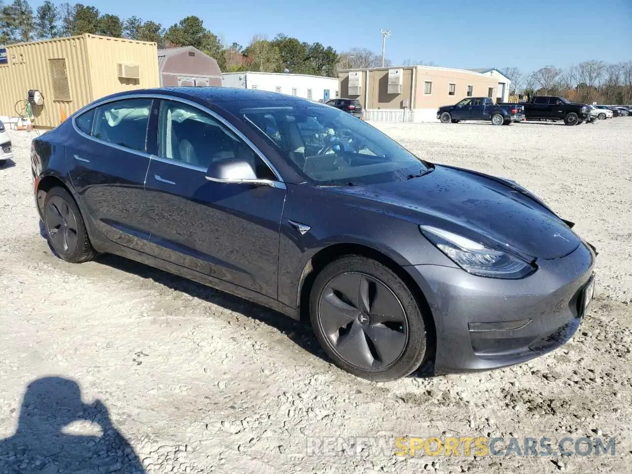 4 fotografías del automóvil dañado 5YJ3E1EA1KF435295 TESLA MODEL 3 2019