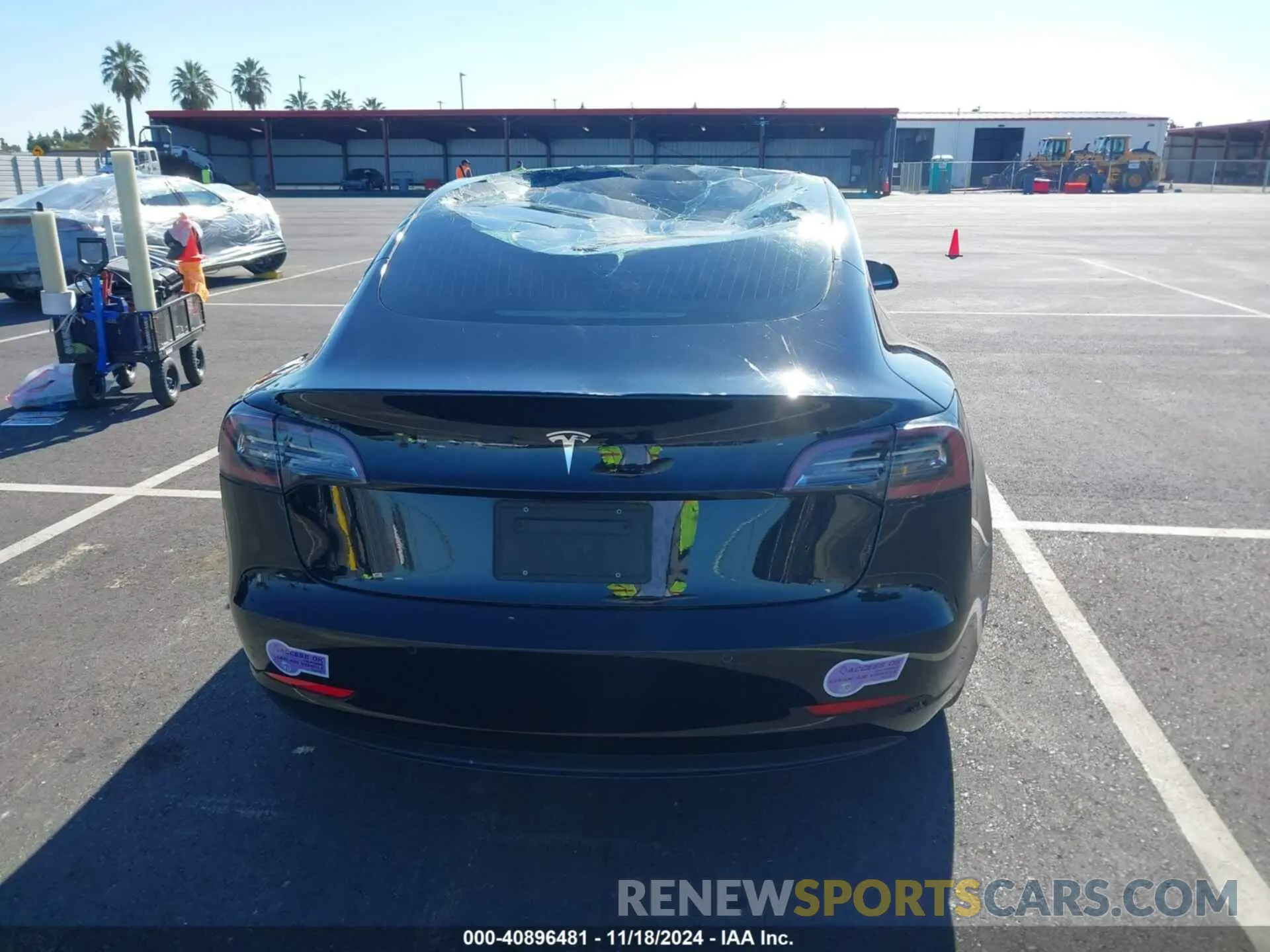 16 fotografías del automóvil dañado 5YJ3E1EA2KF189986 TESLA MODEL 3 2019