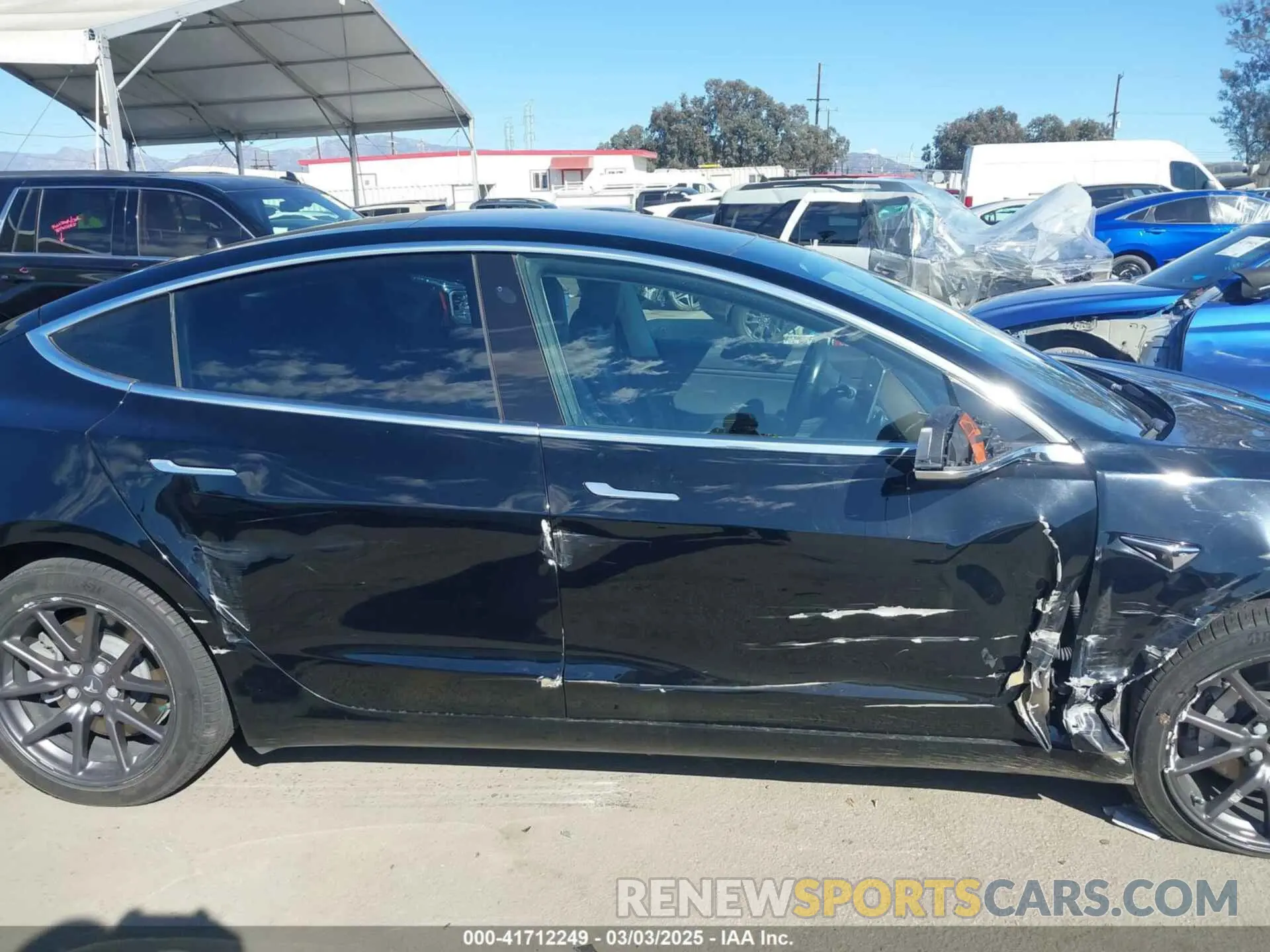 13 fotografías del automóvil dañado 5YJ3E1EA2KF296696 TESLA MODEL 3 2019
