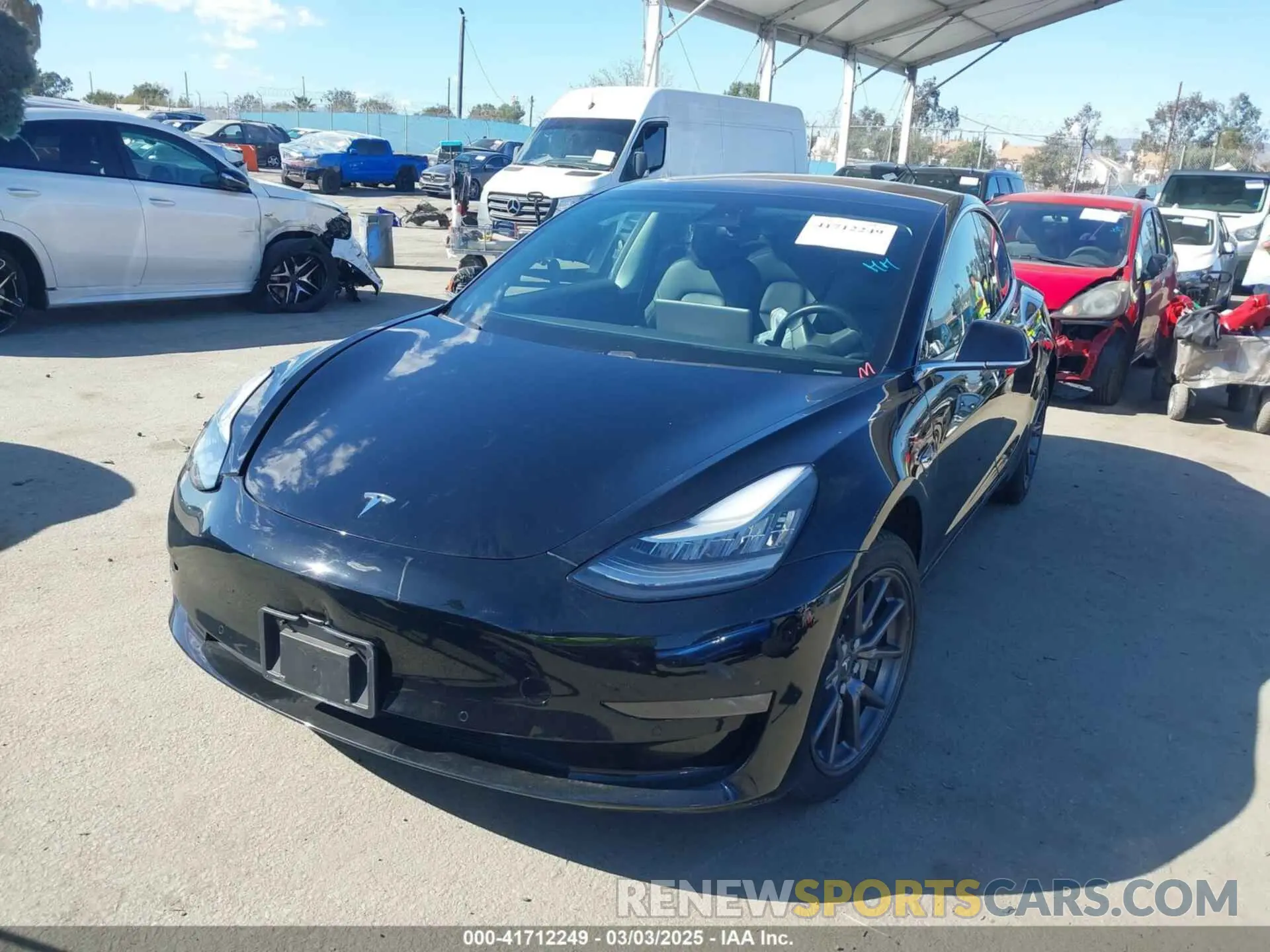 2 fotografías del automóvil dañado 5YJ3E1EA2KF296696 TESLA MODEL 3 2019