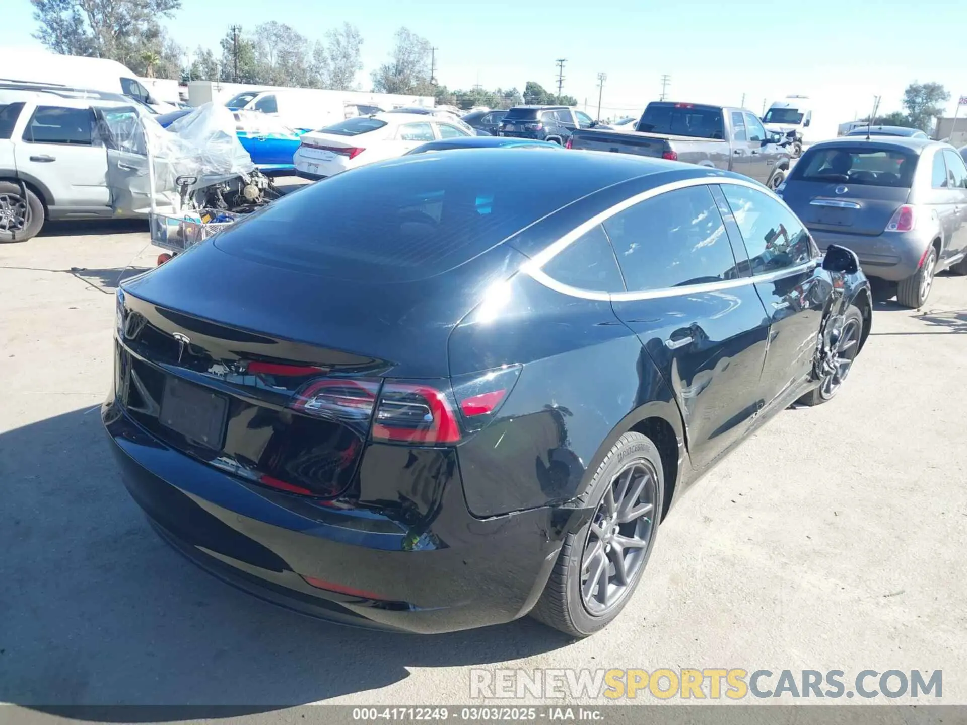 4 fotografías del automóvil dañado 5YJ3E1EA2KF296696 TESLA MODEL 3 2019
