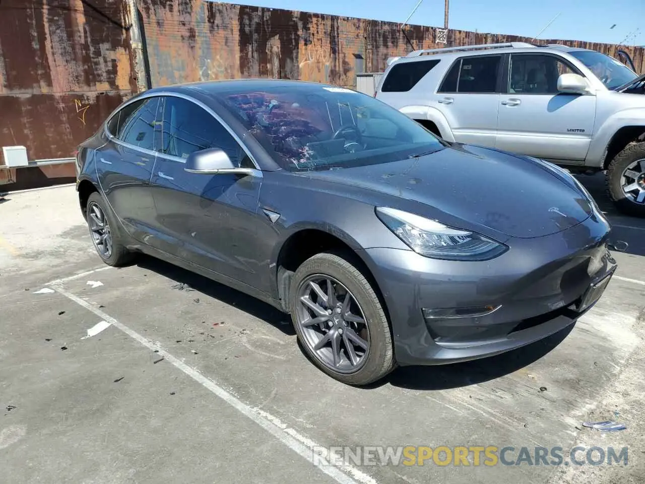 4 fotografías del automóvil dañado 5YJ3E1EA2KF307549 TESLA MODEL 3 2019