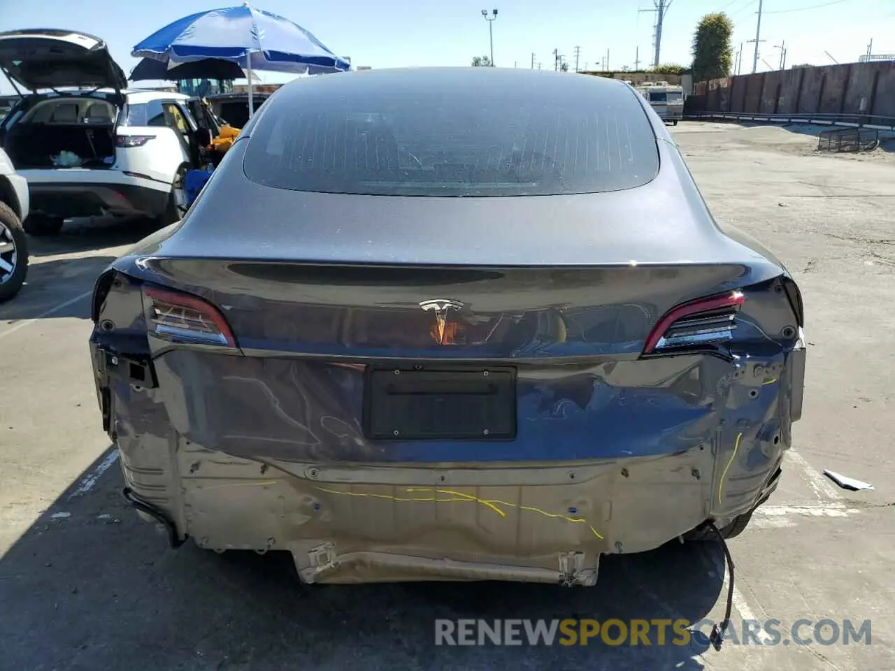 6 fotografías del automóvil dañado 5YJ3E1EA2KF307549 TESLA MODEL 3 2019