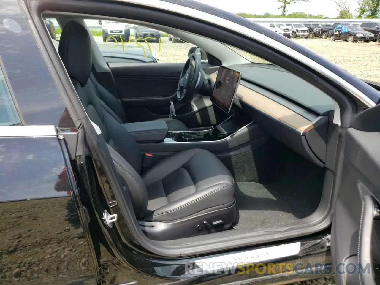5 fotografías del automóvil dañado 5YJ3E1EA2KF313464 TESLA MODEL 3 2019