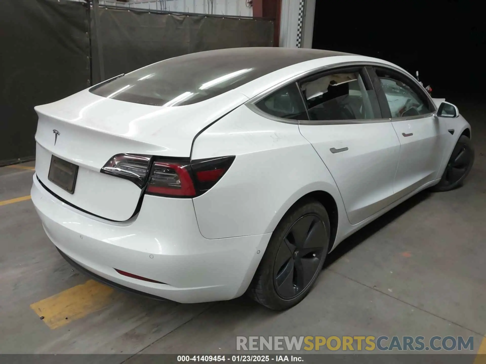 4 fotografías del automóvil dañado 5YJ3E1EA2KF317529 TESLA MODEL 3 2019
