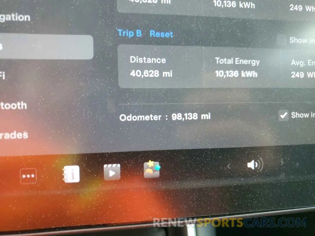 9 fotografías del automóvil dañado 5YJ3E1EA2KF362406 TESLA MODEL 3 2019