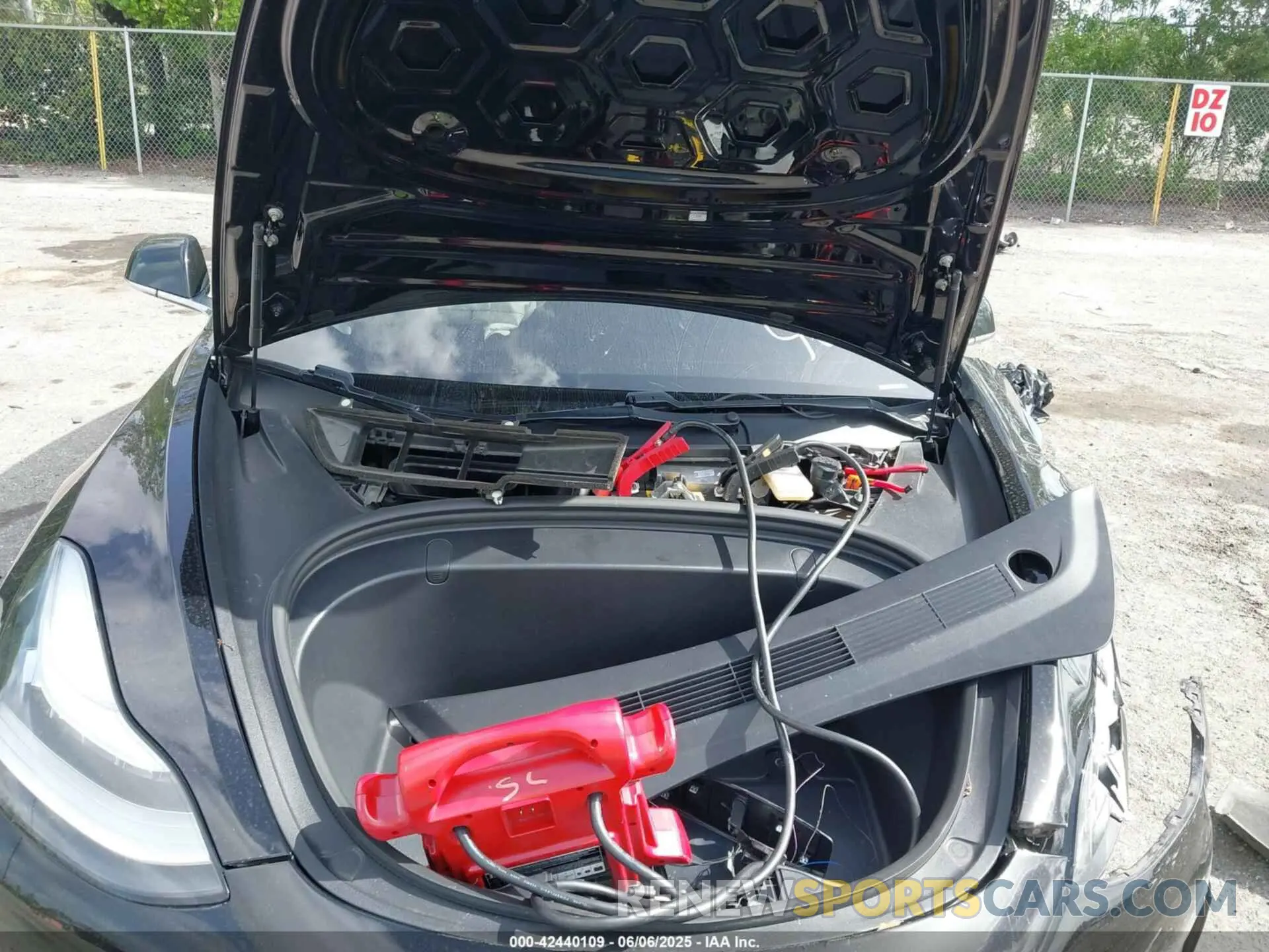 10 fotografías del automóvil dañado 5YJ3E1EA2KF394675 TESLA MODEL 3 2019