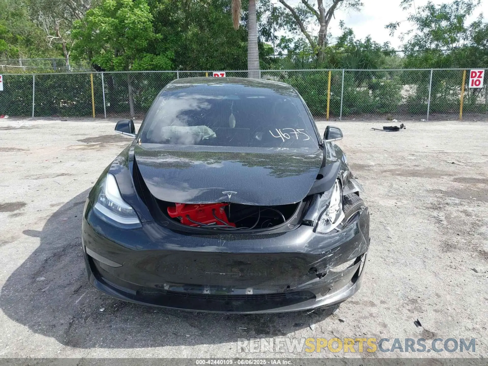 6 fotografías del automóvil dañado 5YJ3E1EA2KF394675 TESLA MODEL 3 2019