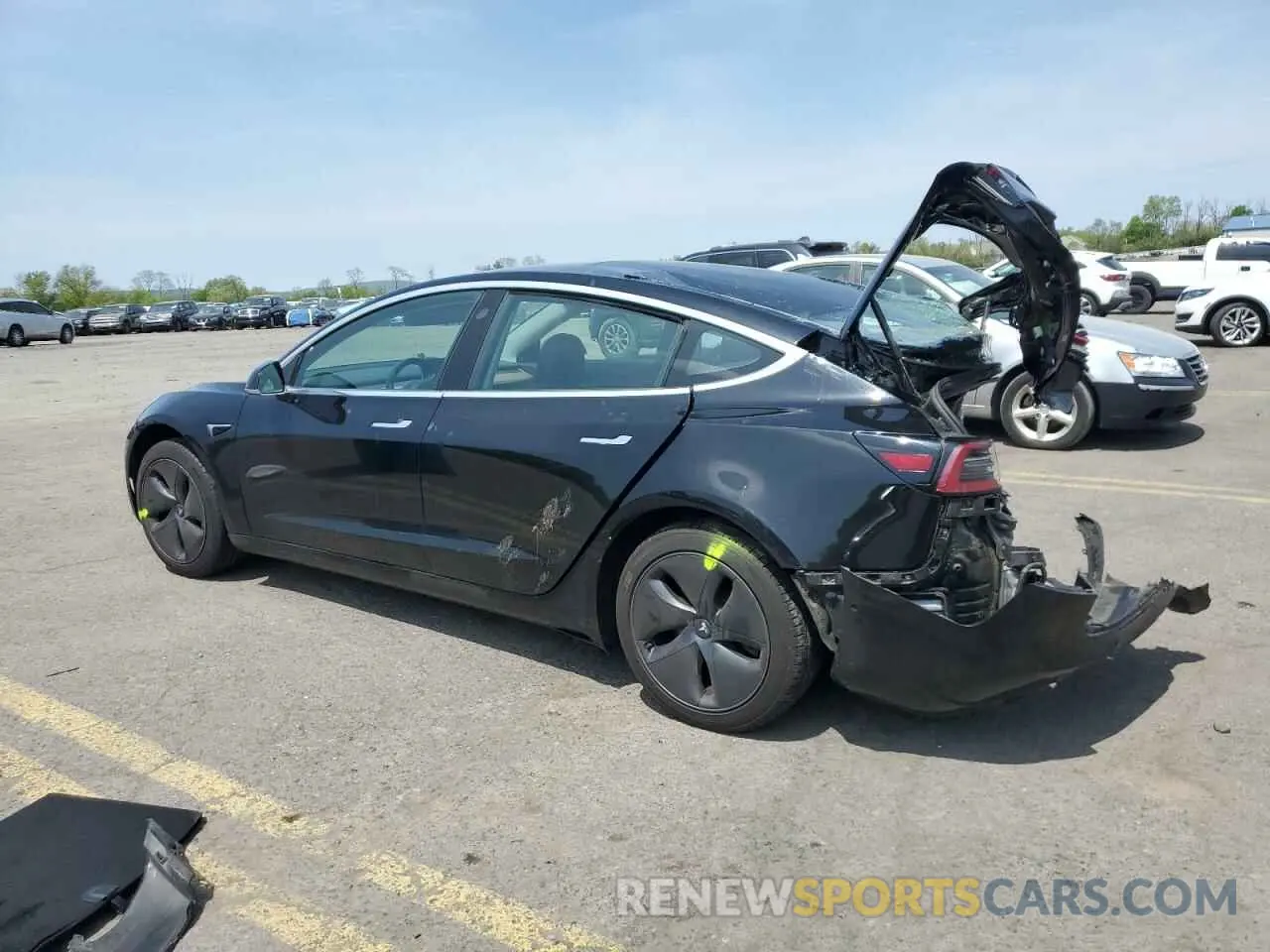 2 fotografías del automóvil dañado 5YJ3E1EA2KF397818 TESLA MODEL 3 2019