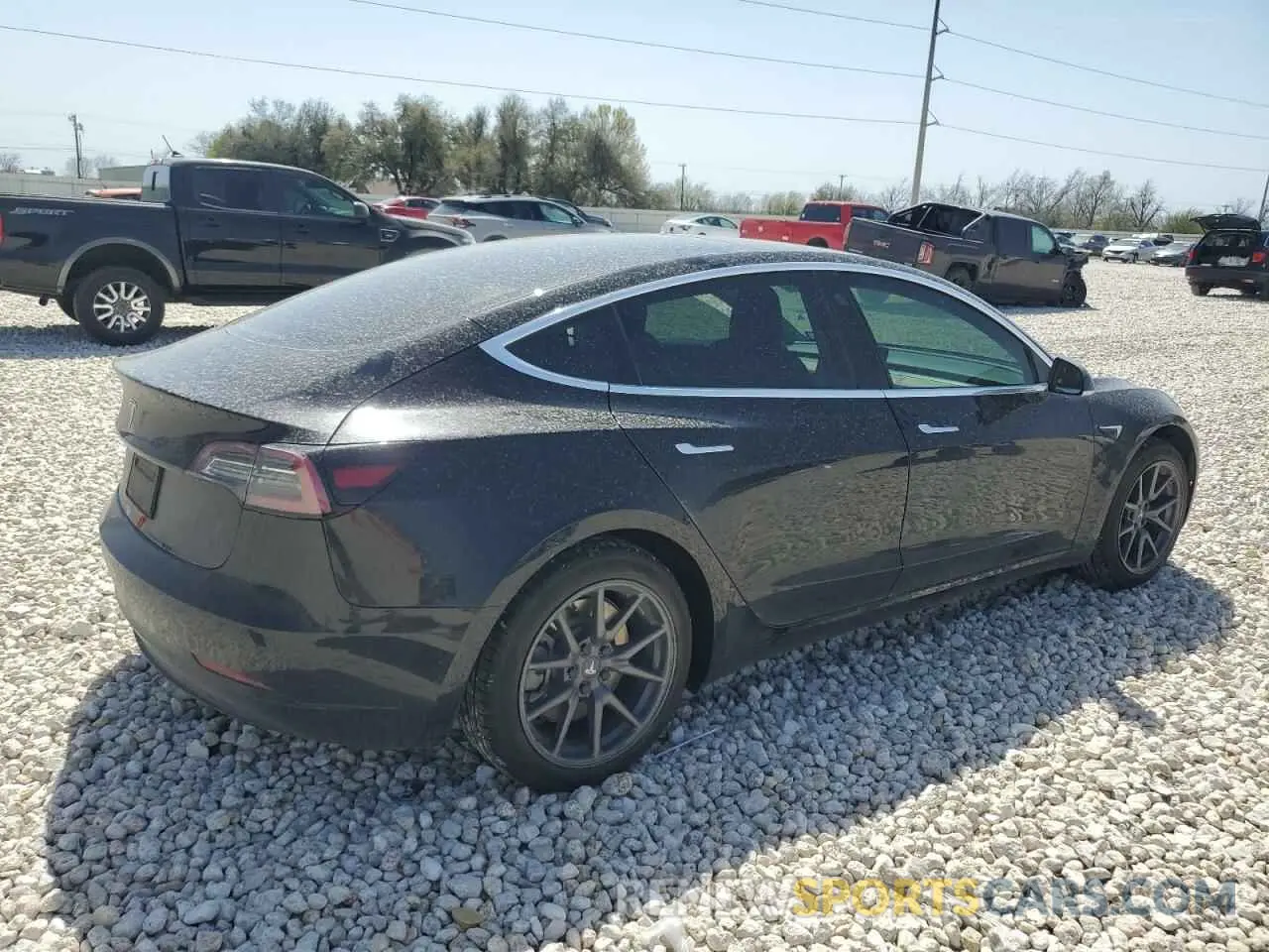 3 fotografías del automóvil dañado 5YJ3E1EA2KF399116 TESLA MODEL 3 2019