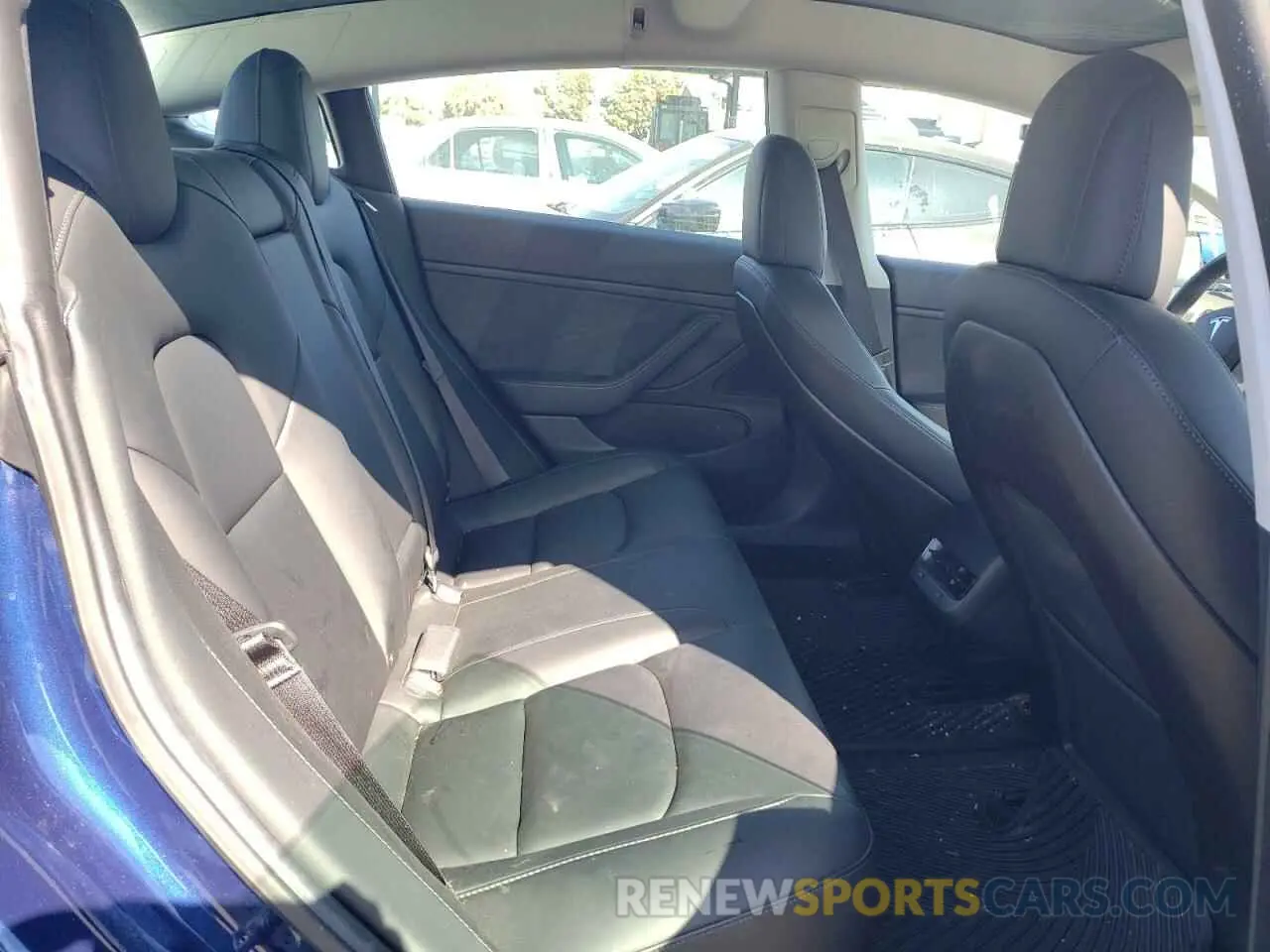 10 fotografías del automóvil dañado 5YJ3E1EA2KF401043 TESLA MODEL 3 2019