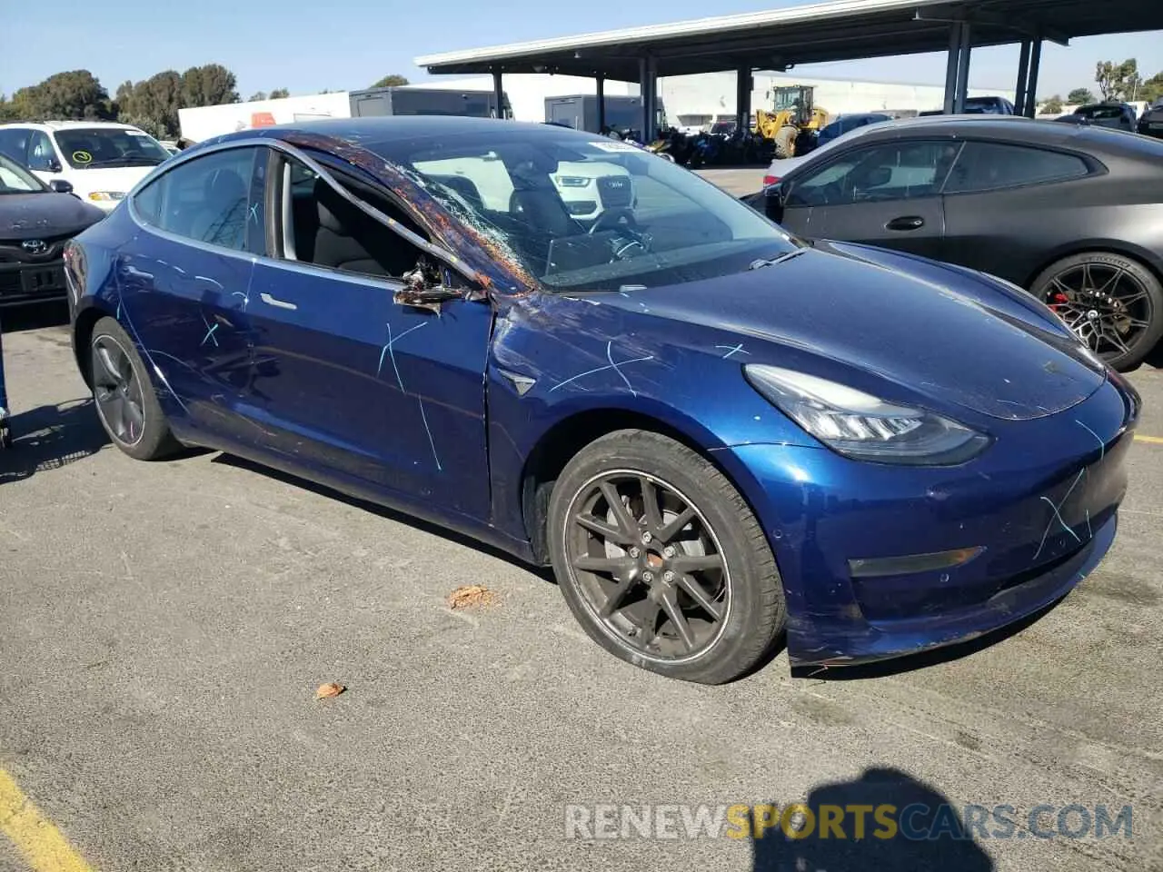 4 fotografías del automóvil dañado 5YJ3E1EA2KF401043 TESLA MODEL 3 2019