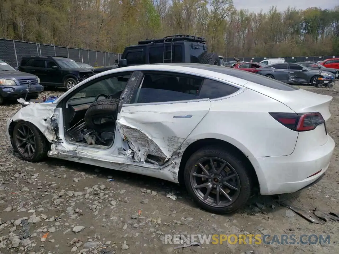 2 fotografías del automóvil dañado 5YJ3E1EA2KF401592 TESLA MODEL 3 2019