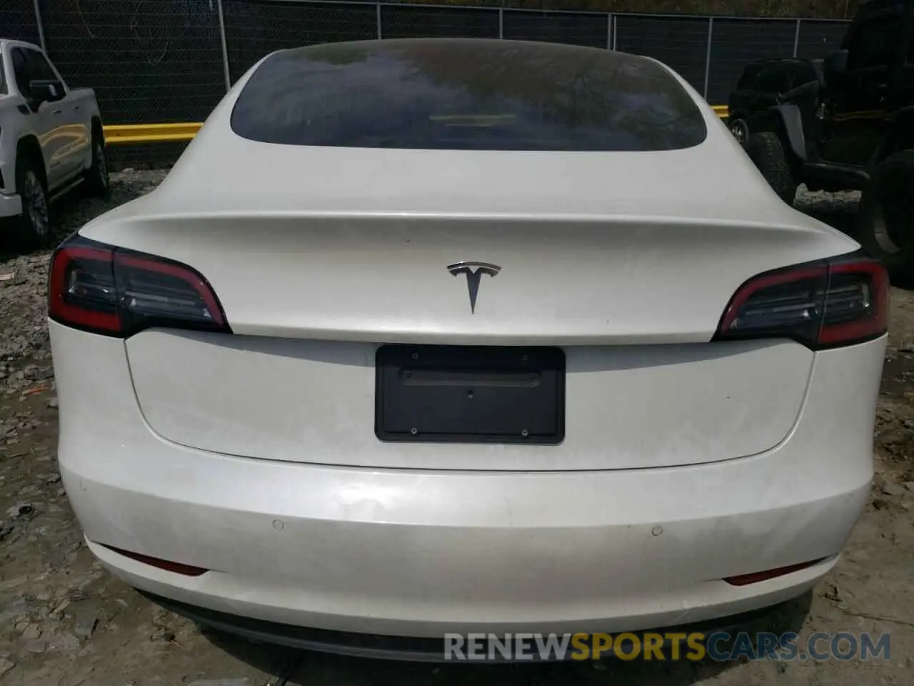 6 fotografías del automóvil dañado 5YJ3E1EA2KF401592 TESLA MODEL 3 2019
