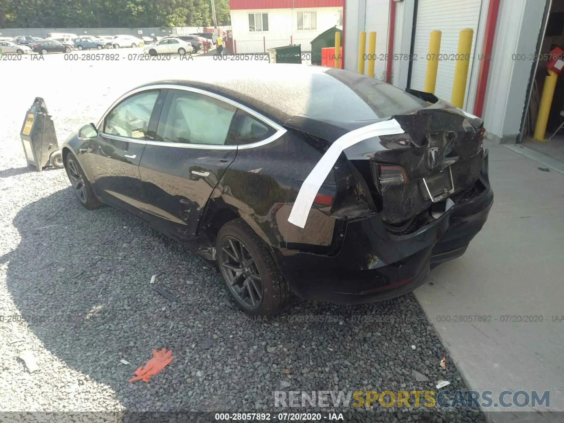 3 fotografías del automóvil dañado 5YJ3E1EA2KF409806 TESLA MODEL 3 2019