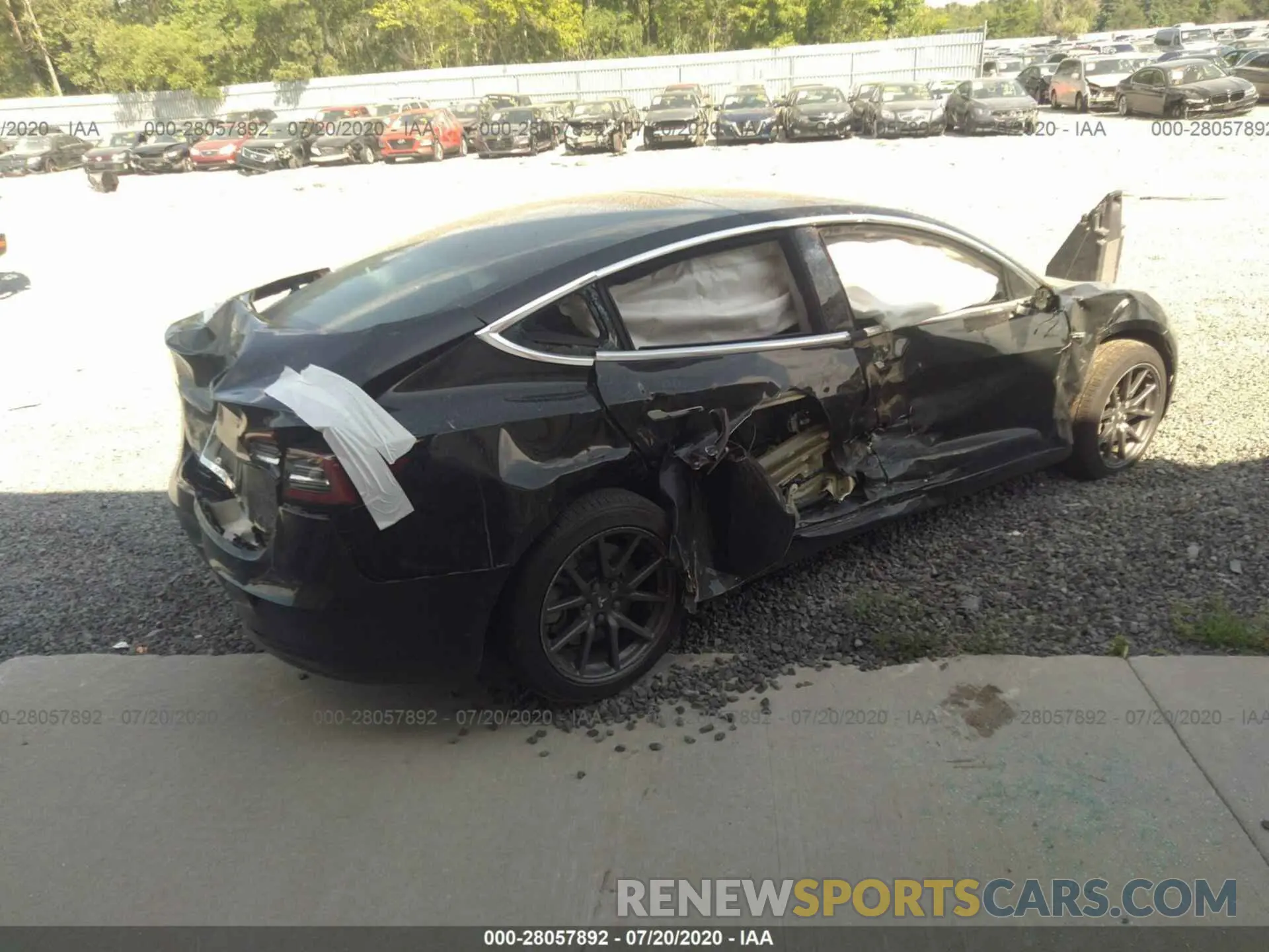 4 fotografías del automóvil dañado 5YJ3E1EA2KF409806 TESLA MODEL 3 2019