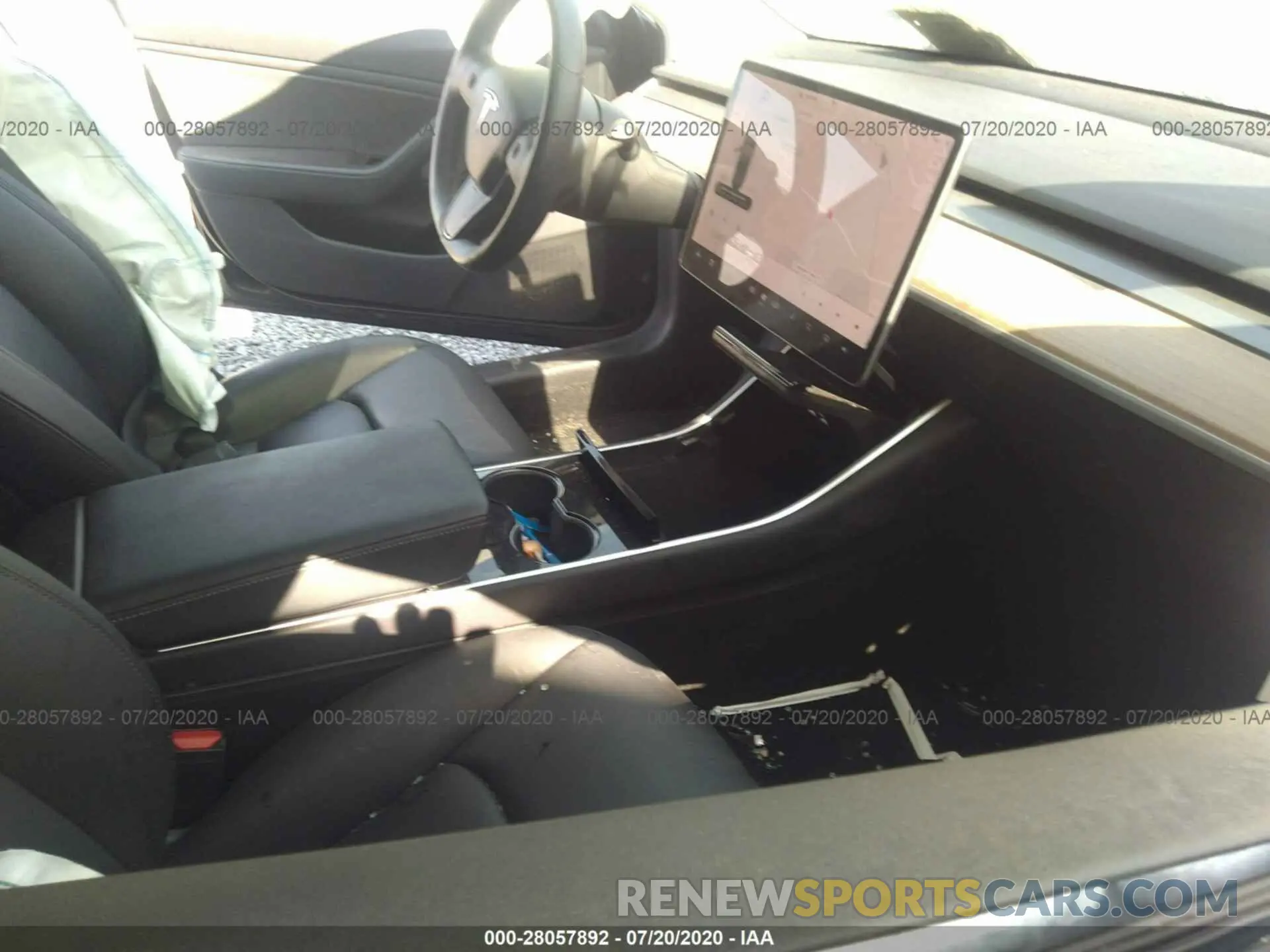 5 fotografías del automóvil dañado 5YJ3E1EA2KF409806 TESLA MODEL 3 2019