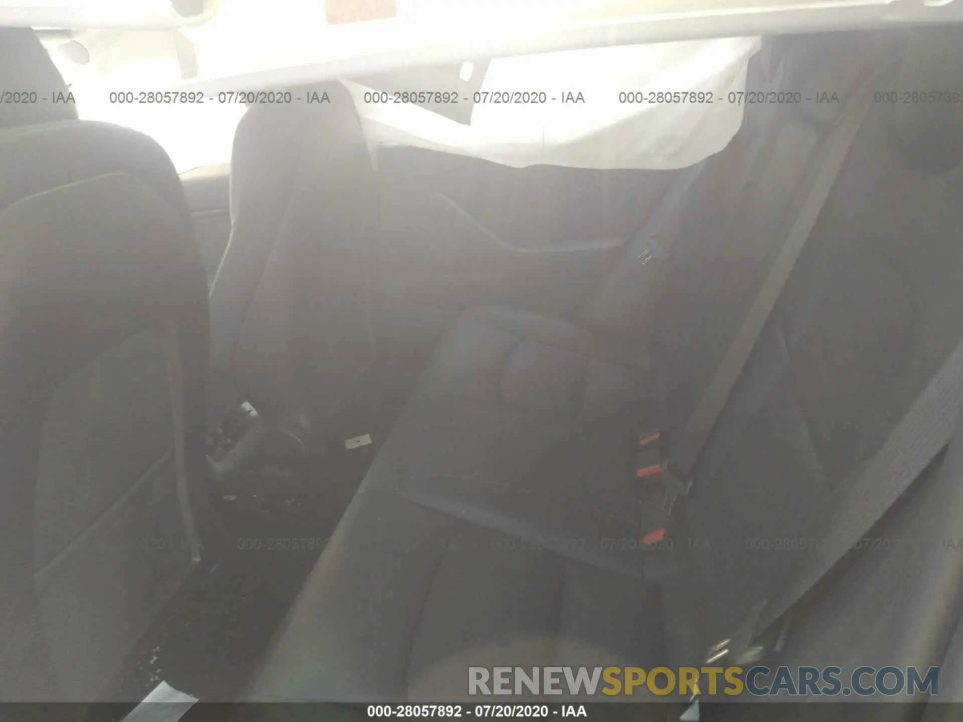 8 fotografías del automóvil dañado 5YJ3E1EA2KF409806 TESLA MODEL 3 2019