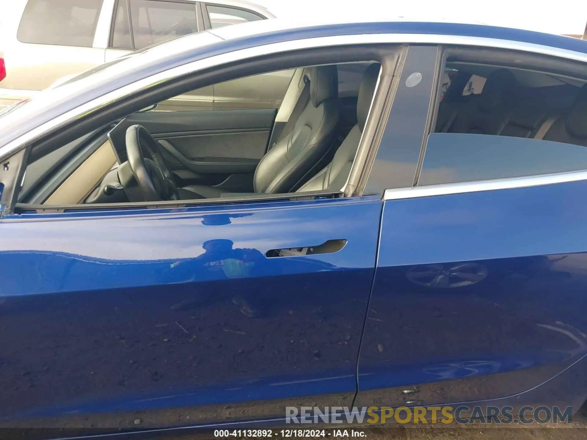 15 fotografías del automóvil dañado 5YJ3E1EA2KF411846 TESLA MODEL 3 2019