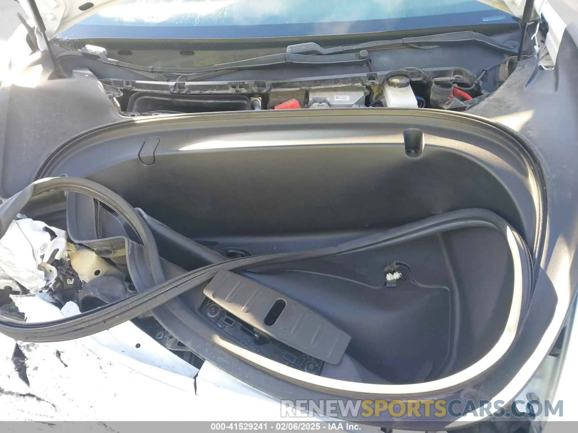 10 fotografías del automóvil dañado 5YJ3E1EA2KF412169 TESLA MODEL 3 2019