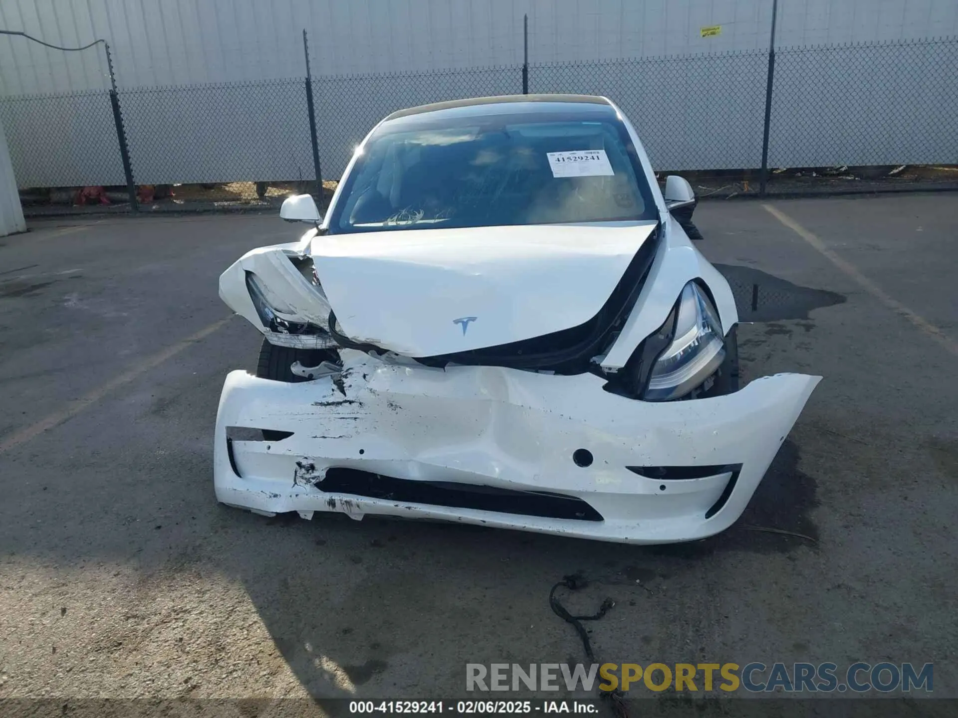 13 fotografías del automóvil dañado 5YJ3E1EA2KF412169 TESLA MODEL 3 2019