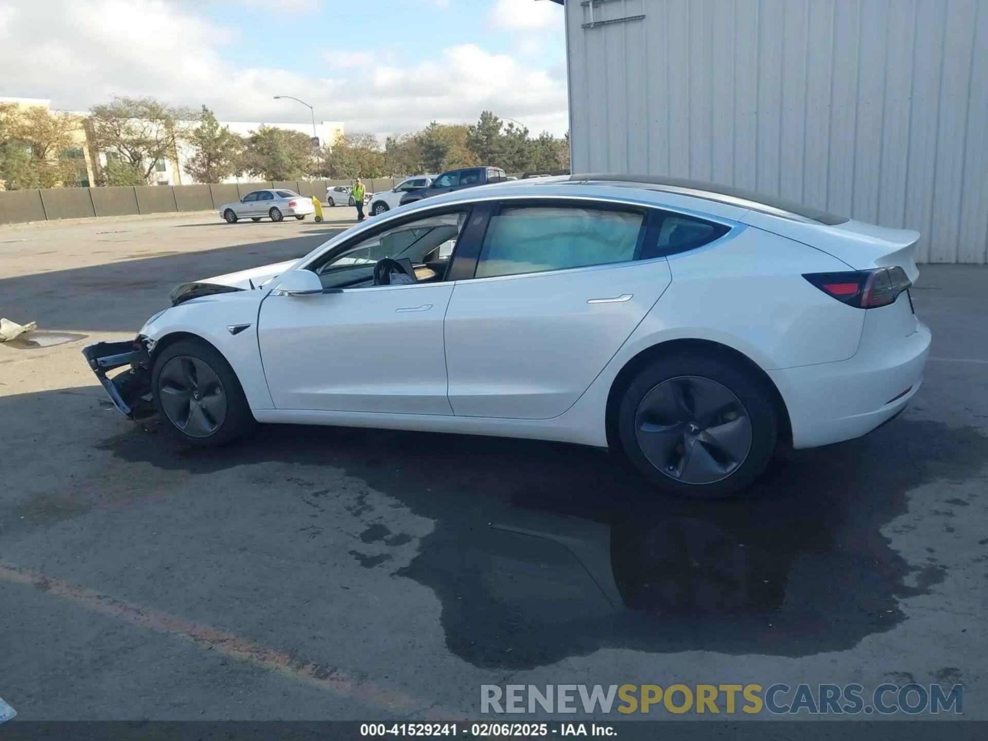 15 fotografías del automóvil dañado 5YJ3E1EA2KF412169 TESLA MODEL 3 2019