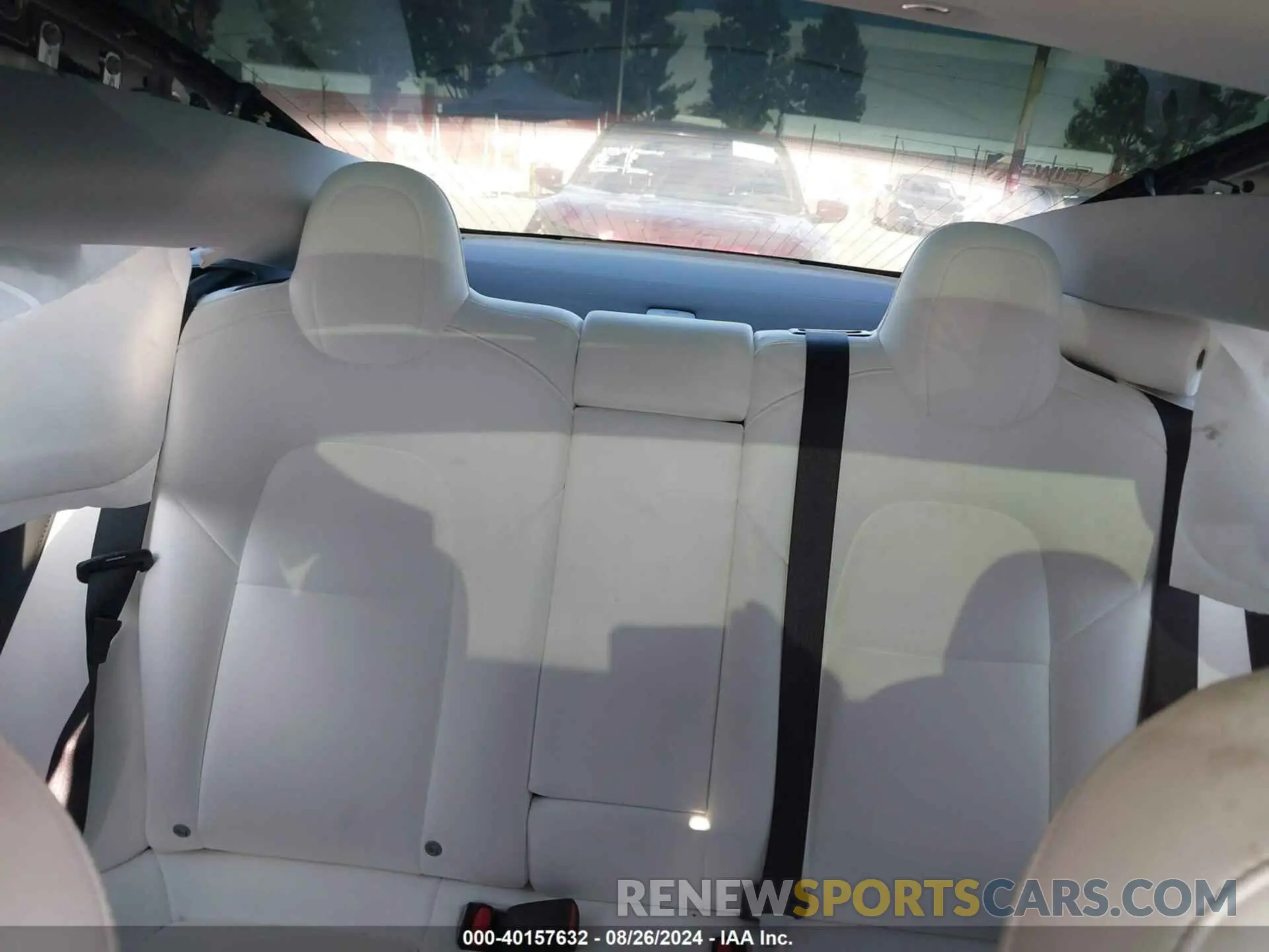 8 fotografías del automóvil dañado 5YJ3E1EA2KF431479 TESLA MODEL 3 2019