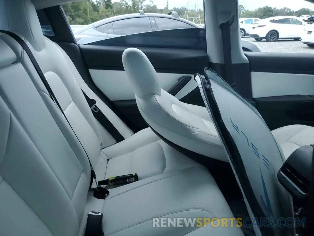 10 fotografías del automóvil dañado 5YJ3E1EA2KF445219 TESLA MODEL 3 2019