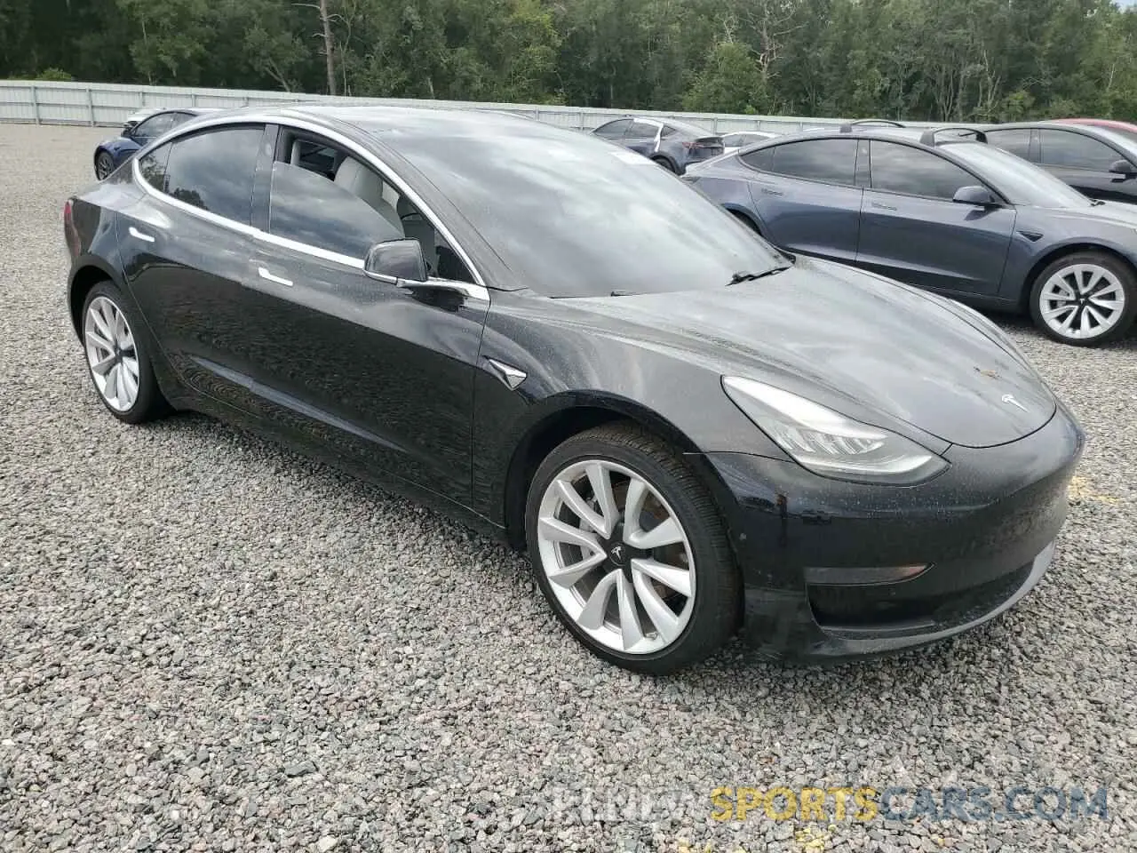 4 fotografías del automóvil dañado 5YJ3E1EA2KF445219 TESLA MODEL 3 2019