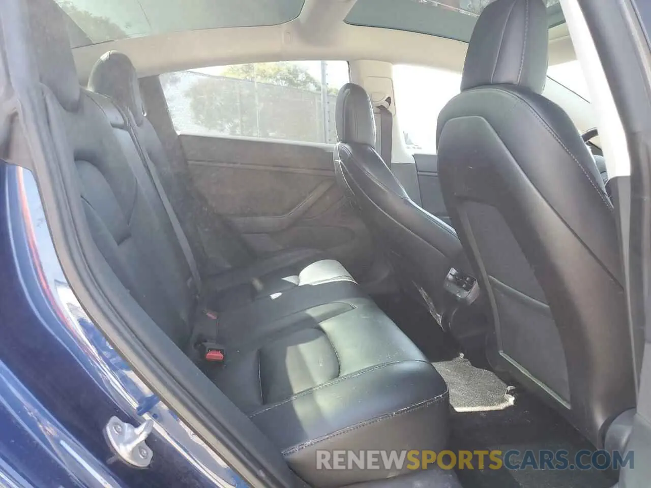 10 fotografías del automóvil dañado 5YJ3E1EA2KF485767 TESLA MODEL 3 2019