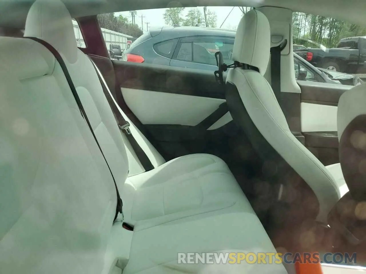10 fotografías del automóvil dañado 5YJ3E1EA2KF486532 TESLA MODEL 3 2019
