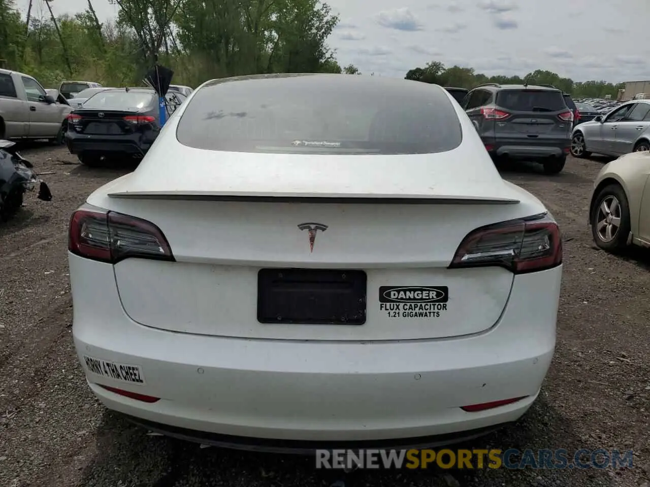 6 fotografías del automóvil dañado 5YJ3E1EA2KF486532 TESLA MODEL 3 2019