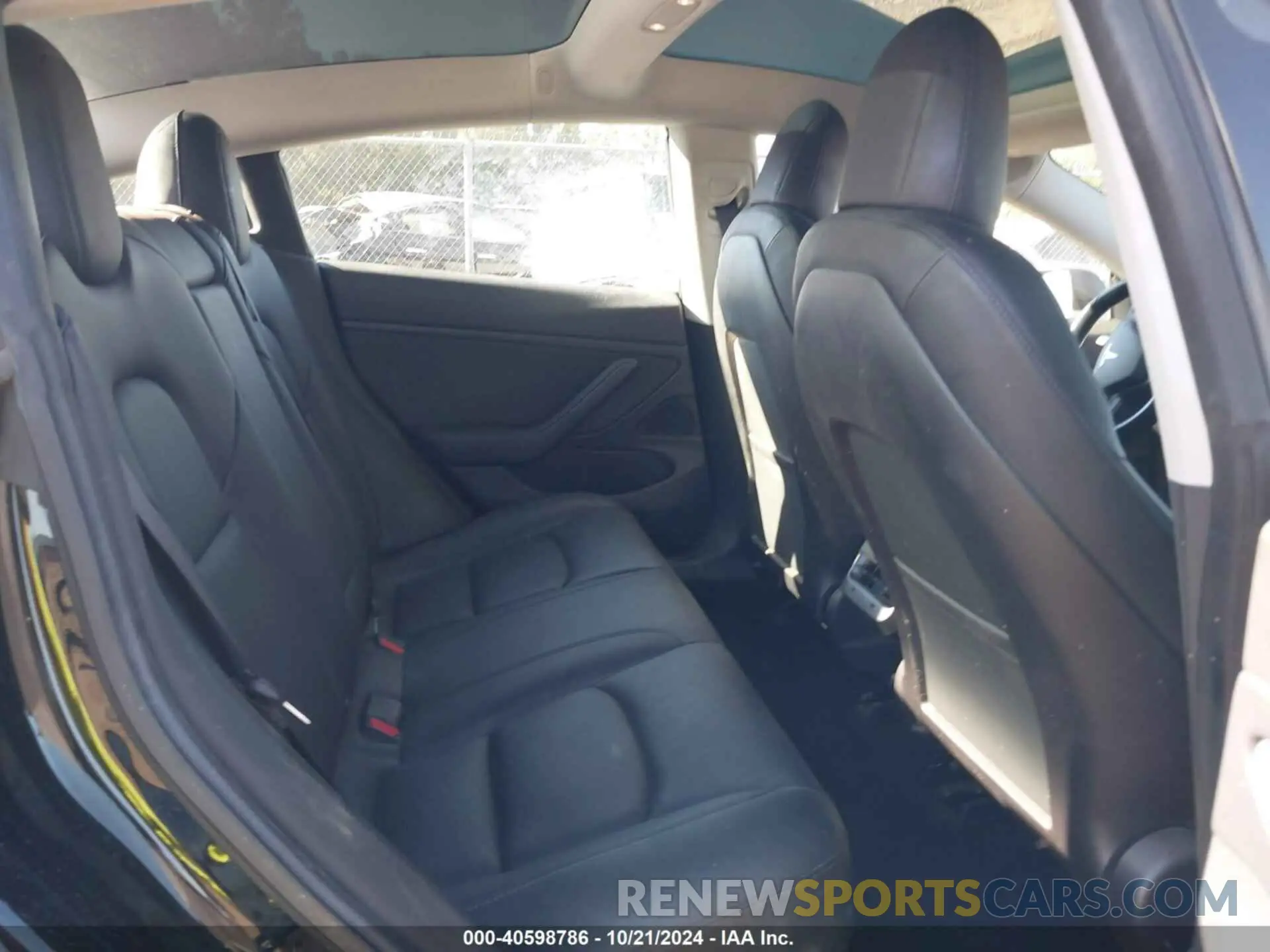 8 fotografías del automóvil dañado 5YJ3E1EA3KF300688 TESLA MODEL 3 2019