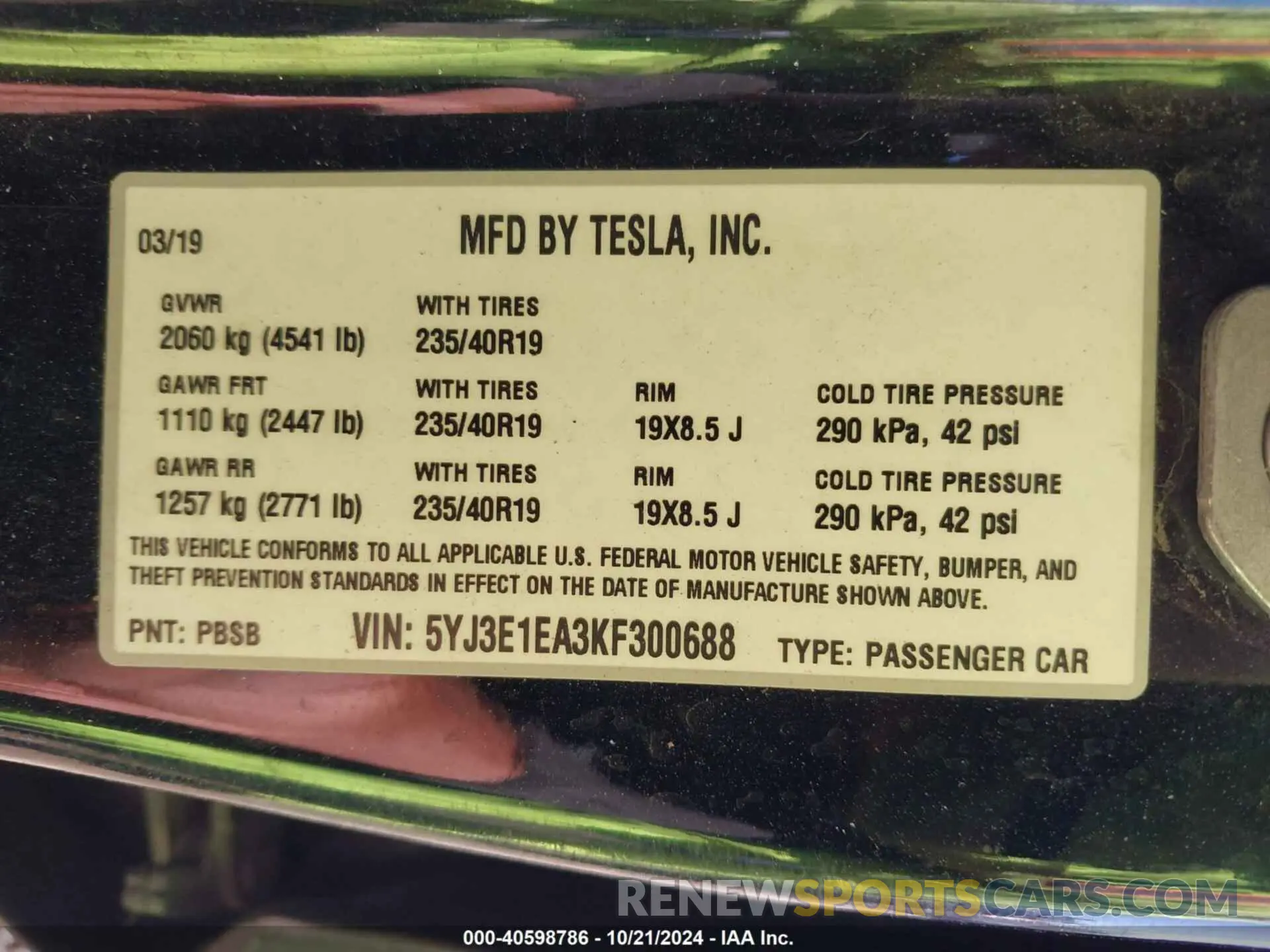9 fotografías del automóvil dañado 5YJ3E1EA3KF300688 TESLA MODEL 3 2019