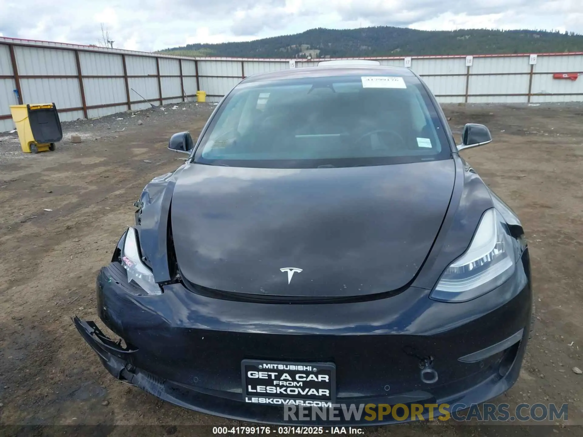 12 fotografías del automóvil dañado 5YJ3E1EA3KF304286 TESLA MODEL 3 2019
