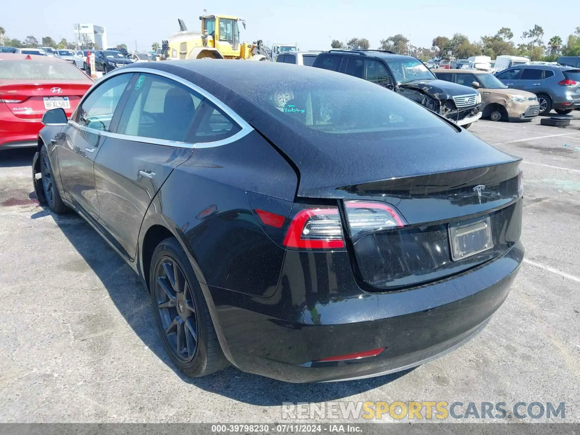 3 fotografías del automóvil dañado 5YJ3E1EA3KF304546 TESLA MODEL 3 2019