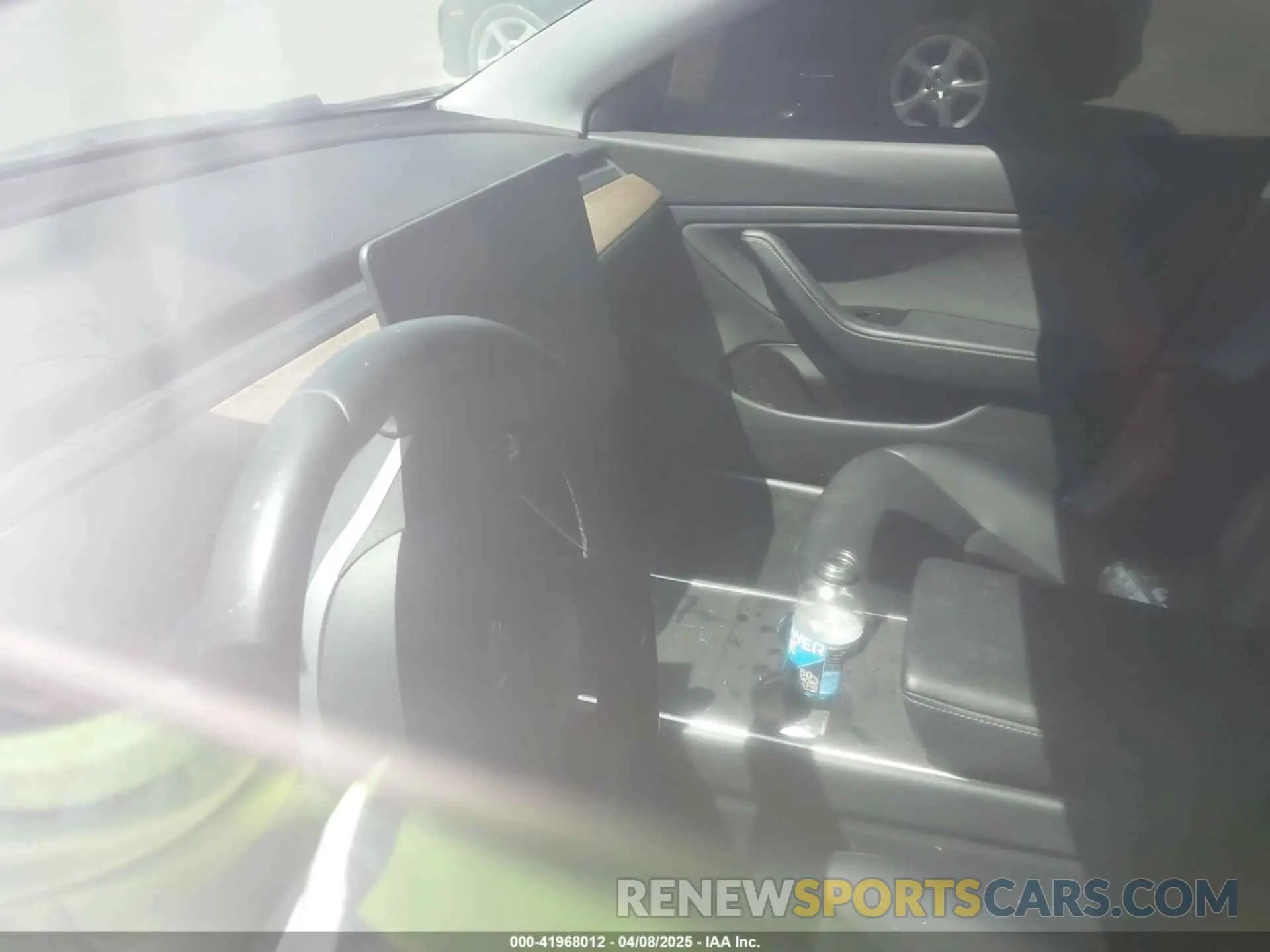 16 fotografías del automóvil dañado 5YJ3E1EA3KF310976 TESLA MODEL 3 2019