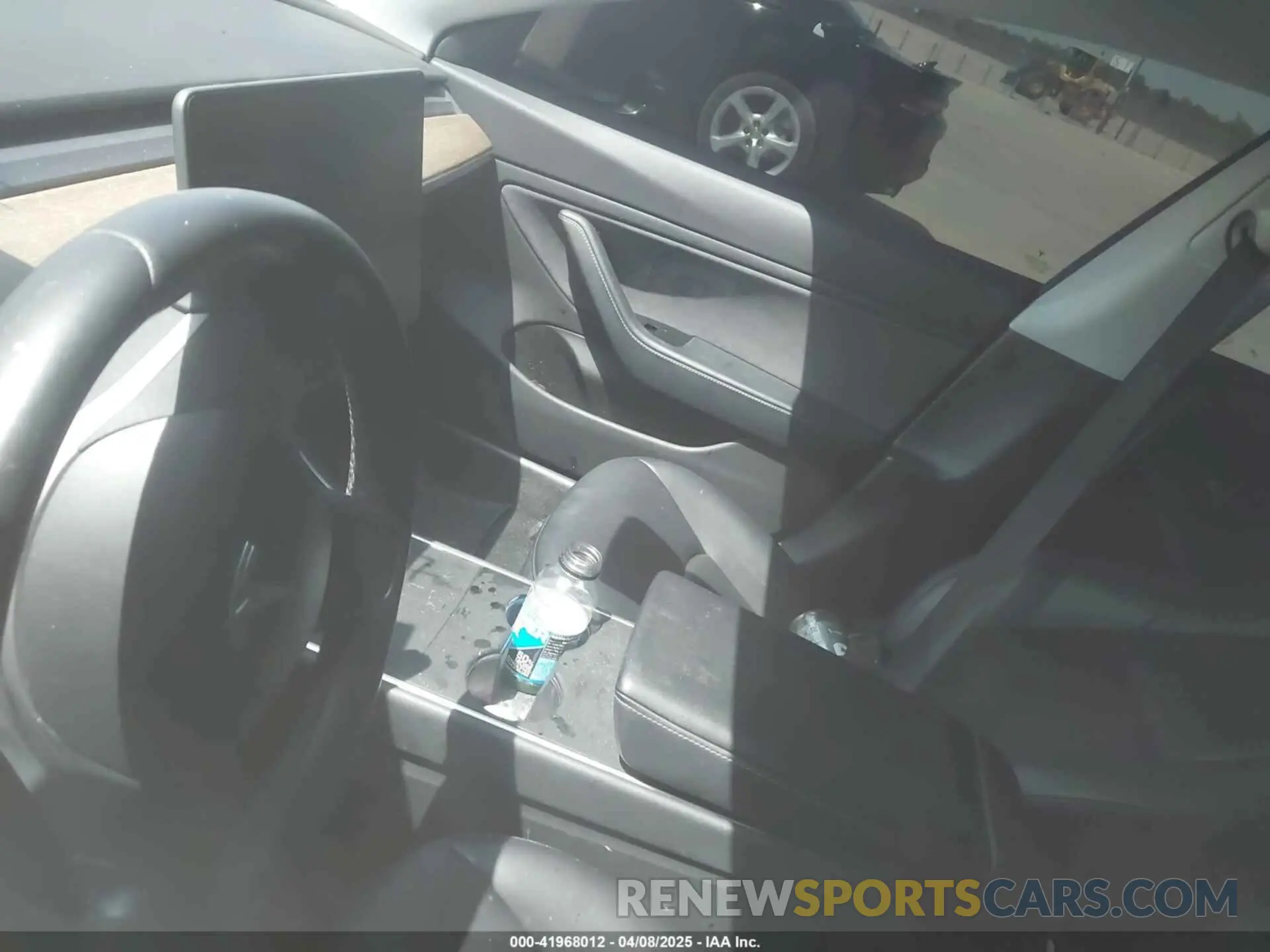 17 fotografías del automóvil dañado 5YJ3E1EA3KF310976 TESLA MODEL 3 2019