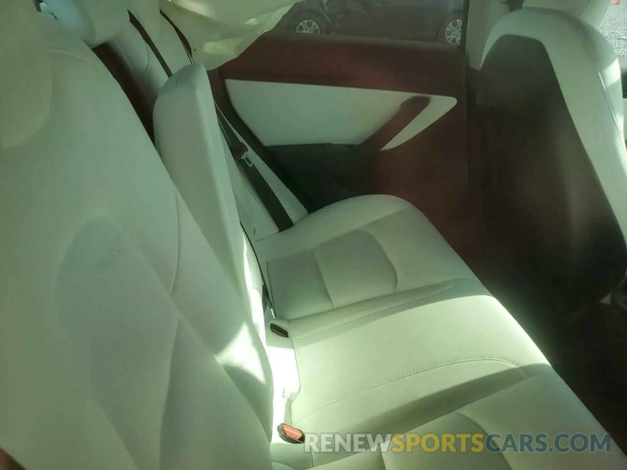 11 fotografías del automóvil dañado 5YJ3E1EA3KF332430 TESLA MODEL 3 2019