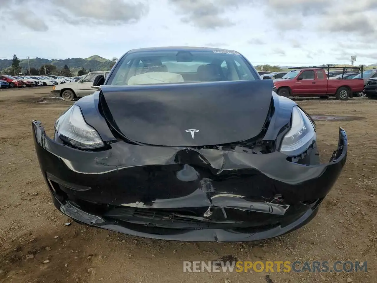 5 fotografías del automóvil dañado 5YJ3E1EA3KF399335 TESLA MODEL 3 2019