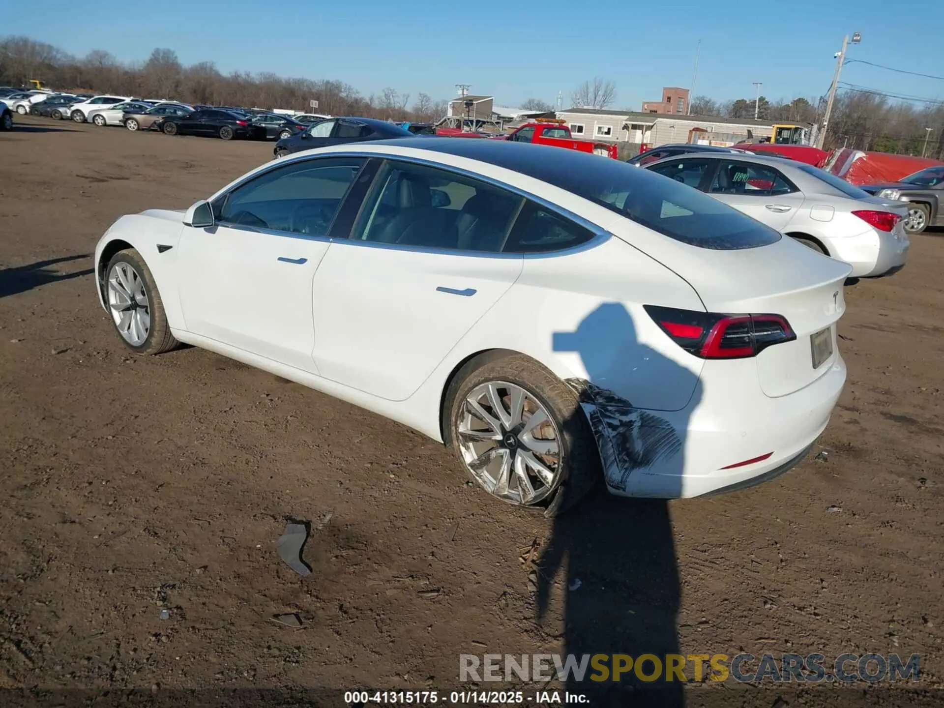 3 fotografías del automóvil dañado 5YJ3E1EA3KF402525 TESLA MODEL 3 2019
