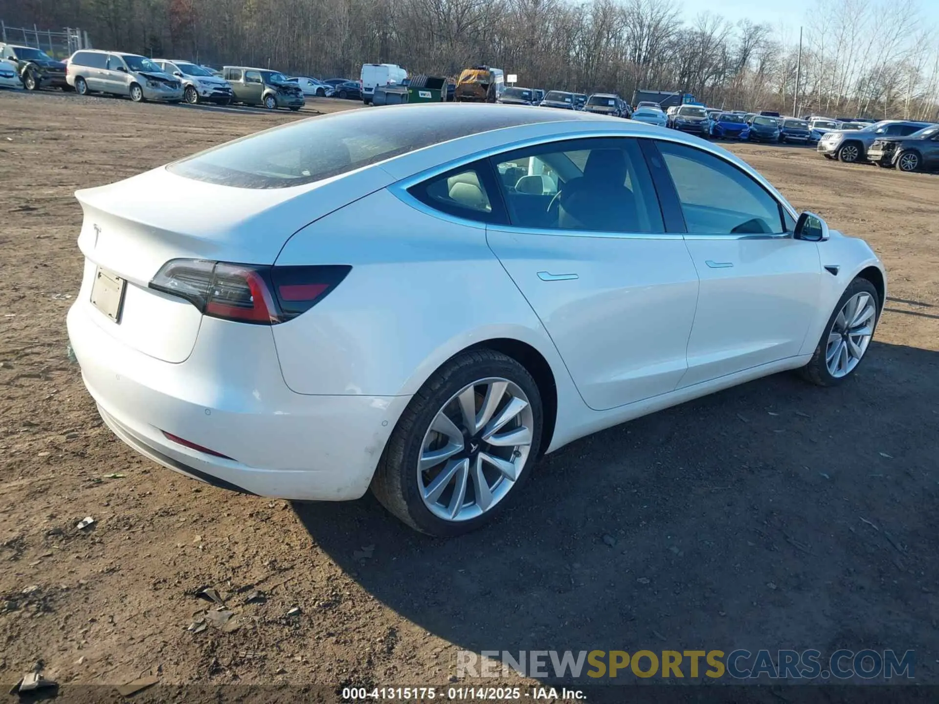 4 fotografías del automóvil dañado 5YJ3E1EA3KF402525 TESLA MODEL 3 2019