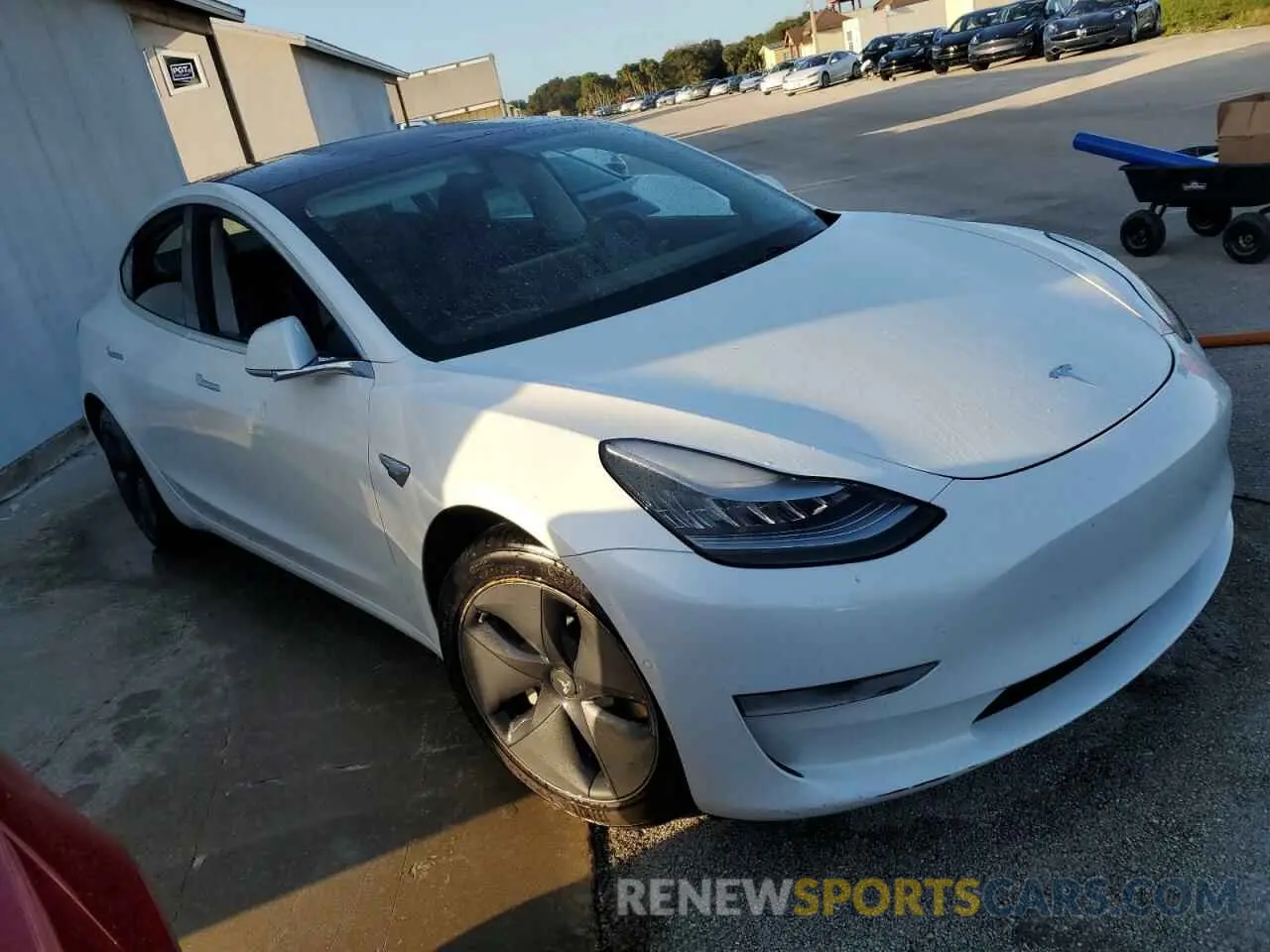 4 fotografías del automóvil dañado 5YJ3E1EA3KF411998 TESLA MODEL 3 2019